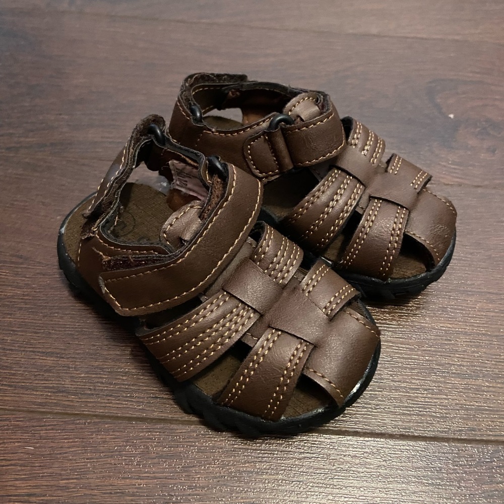 Cat & Jack Brown Toddler Boy Brown Sandals Size 5